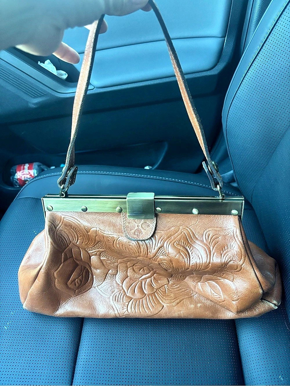 🔥 RARE Patricia Nash British Tan Floral Tooled Leather Kisslock Frame Bag